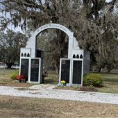 Live Oak Cemetery