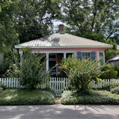 Julian Blunt House
