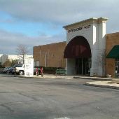 Gloster Creek Village,  Mall