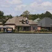 Lake Caroline Houses