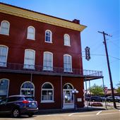 Inez Hotel