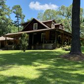 The Decareaux Log Cabin