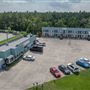 Travelers Motel & MacBe Seafood & Cafe