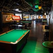 Castaways Bar & Grill