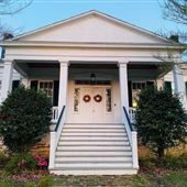 Collina House