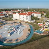 Centennial Plaza Resort - Water Park&SweetShack