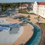 Centennial Plaza Resort - Water Park&SweetShack