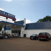 Blue & White Restaurant