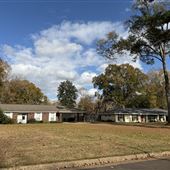 Natchez Ranch Style Neighborhood