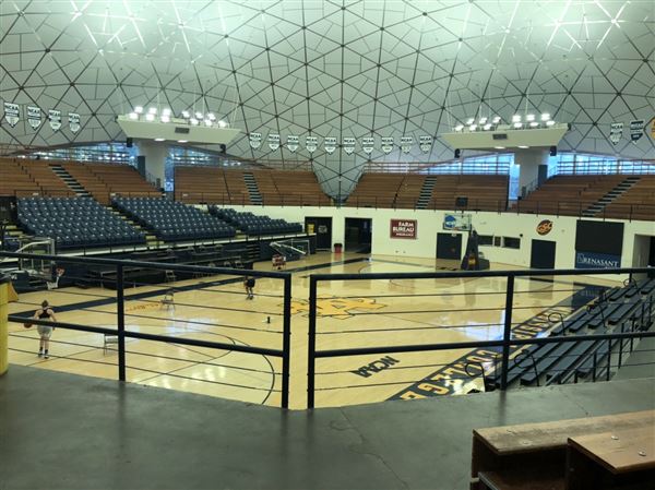 Mississippi College - Gym