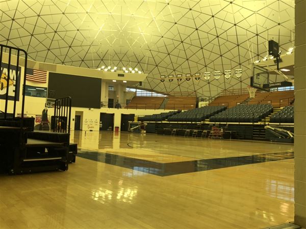 Mississippi College - Gym